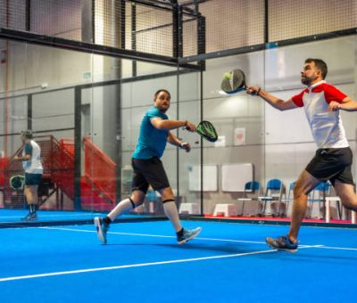 Installer un terrain de tennis